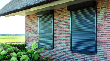 Met deze drie tips kies je de perfecte rolluiken voor jouw tuin