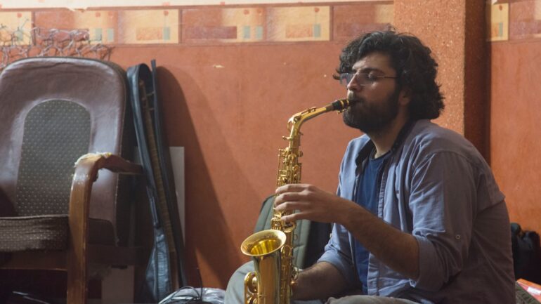 Alles over de cast van Dag en Nacht: bekende gezichten en verrassende rollen