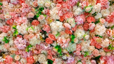 De betekenis van bloemkleuren bij overlijden
